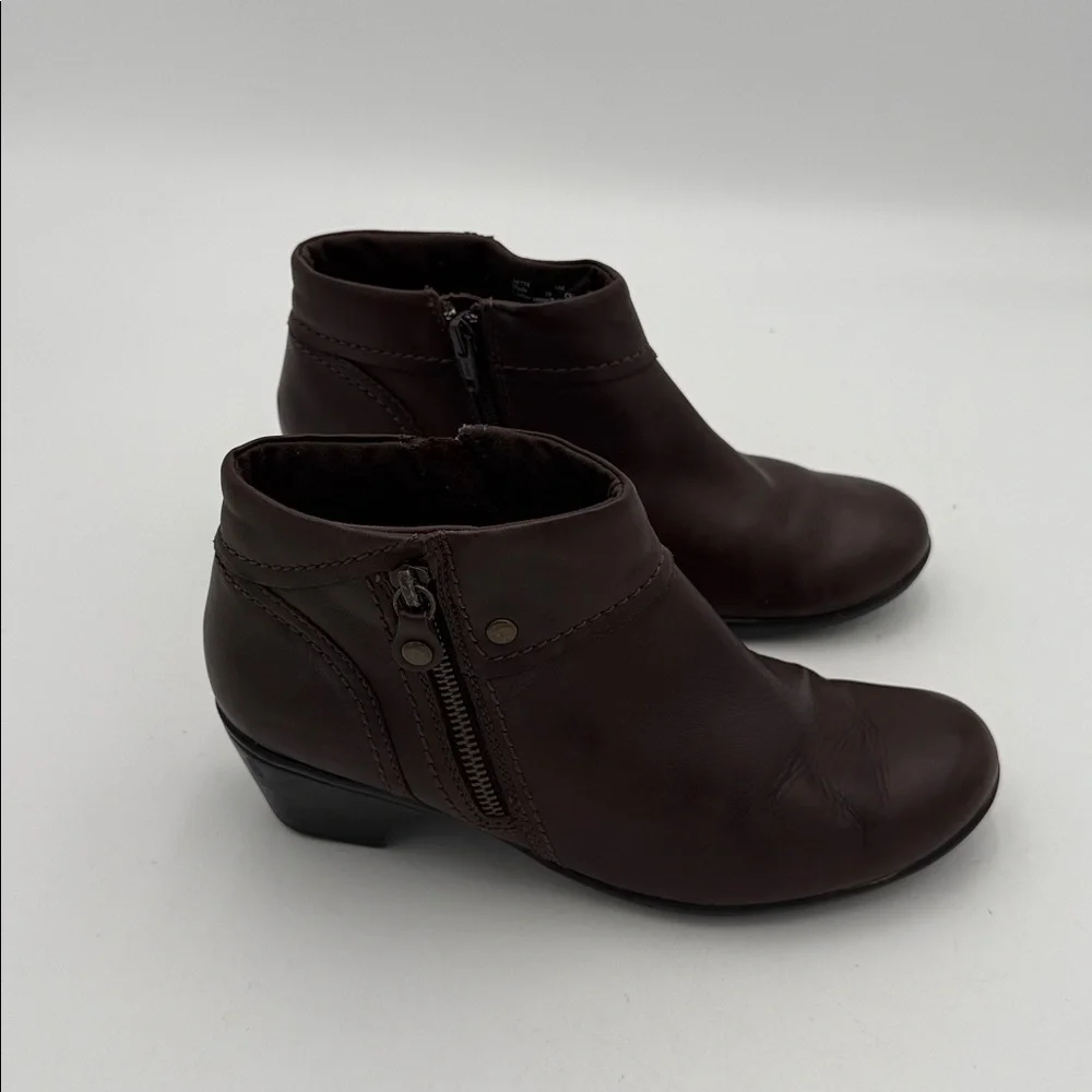Clarks Elegant Brown Ankle Boots women 9M casual office retro comfort Y2K